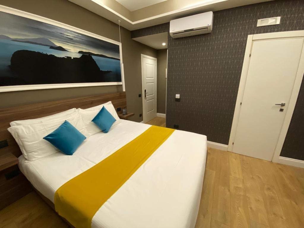 7Th Floor Suite Napoli Dış mekan fotoğraf